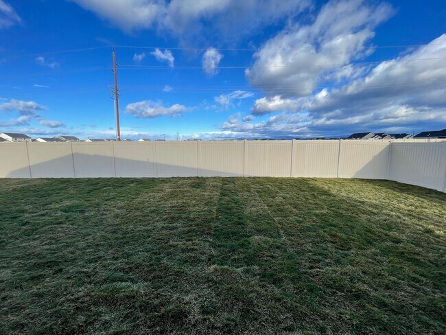 Building Photo - Brand New Coeur d'Alene Home