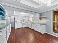 Building Photo - 16 Saali Dr