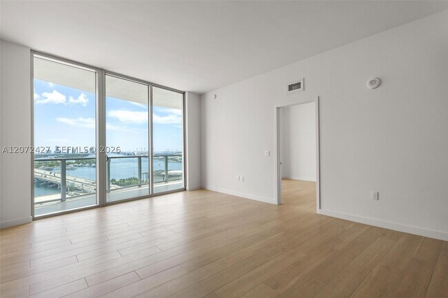 Building Photo - 1400 Biscayne Blvd