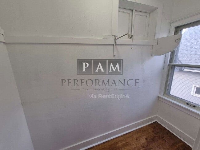 Building Photo - 1576 S Layton Blvd