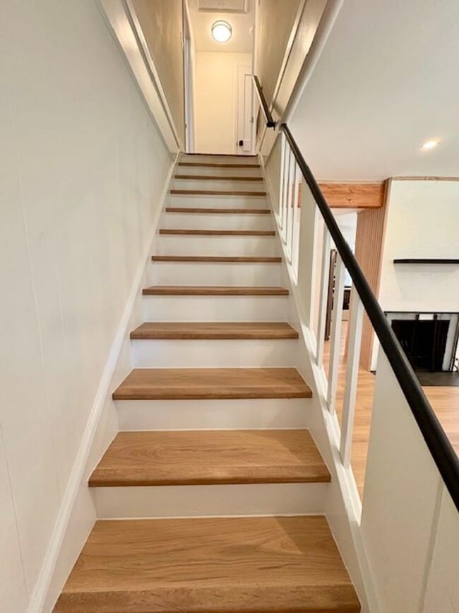 Building Photo - 6007 Crawford Dr