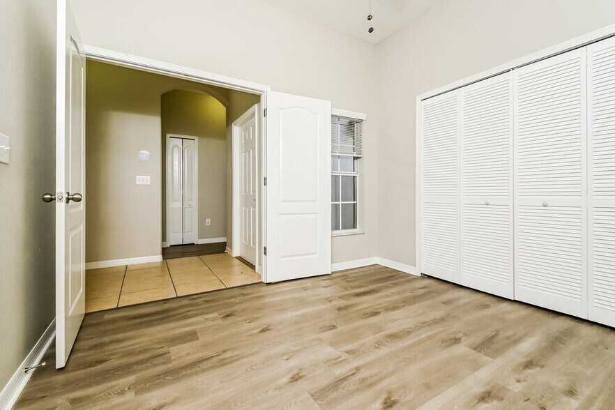 Building Photo - 1717 Palm Warbler Ln