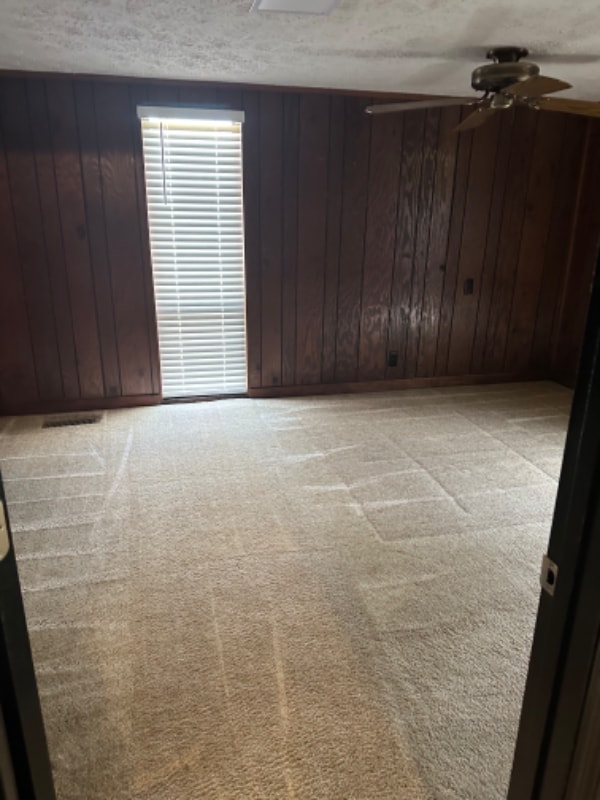 Building Photo - 7152 Hall Rd