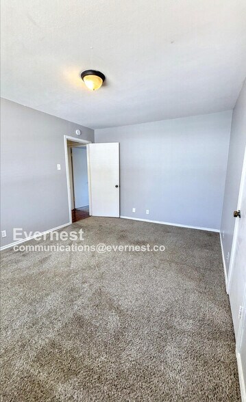 Building Photo - 5025 Cedar Springs Rd