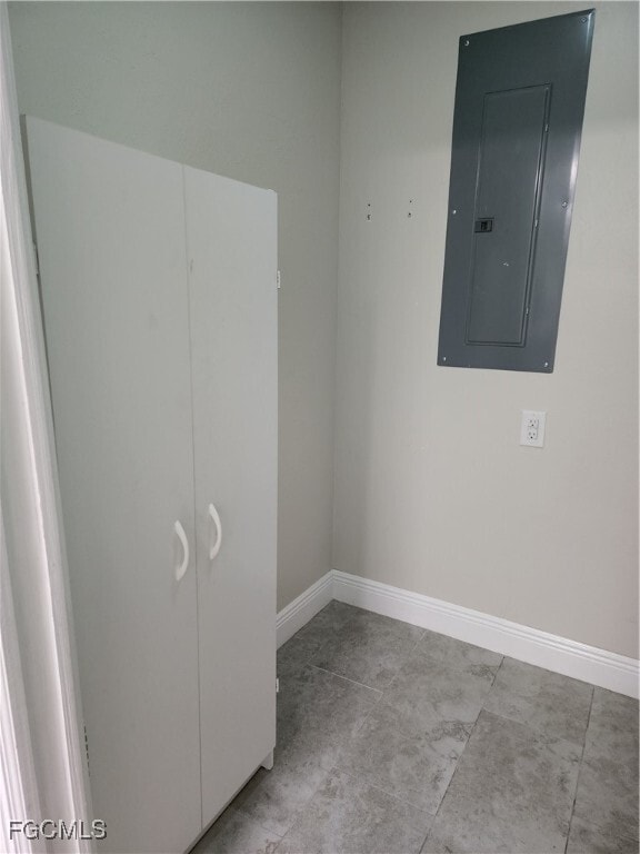 Building Photo - 100 Roosevelt Ave