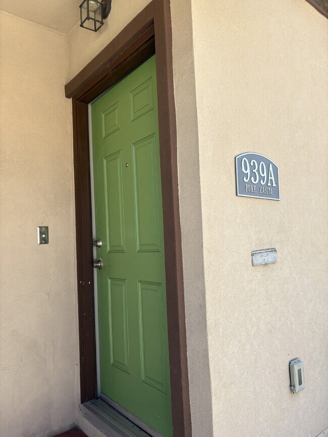 Building Photo - MOVE IN SPECIAL ***Reduced rent with immed...