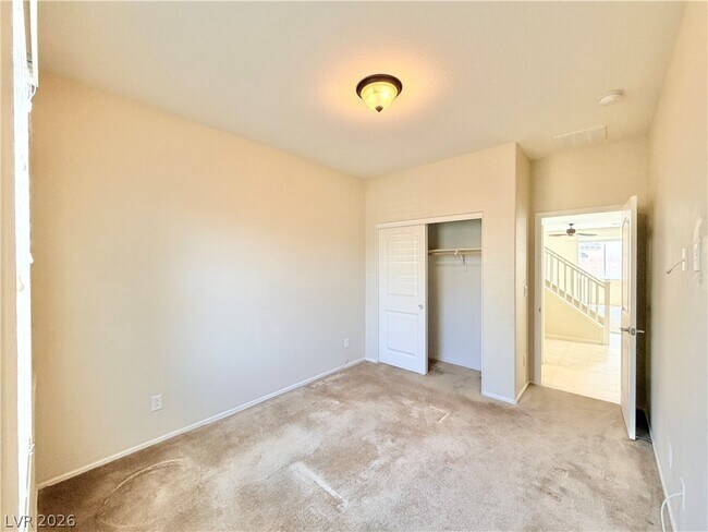 Building Photo - 10566 Borborema St