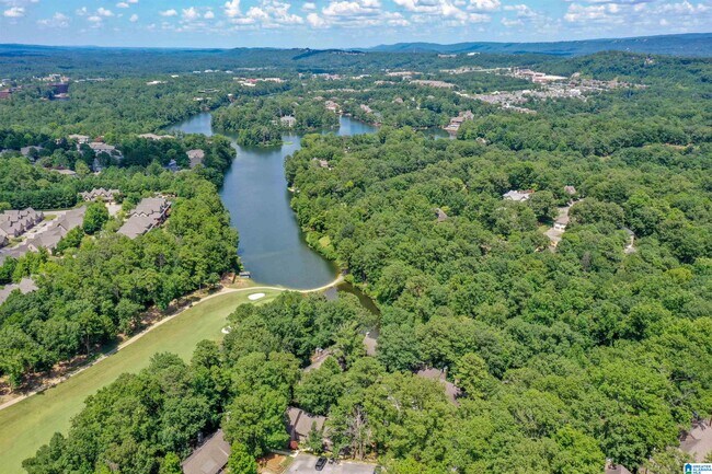 Building Photo - 327 Heath Dr