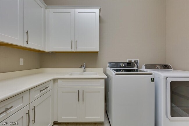 Building Photo - 11822 Spadari Ct
