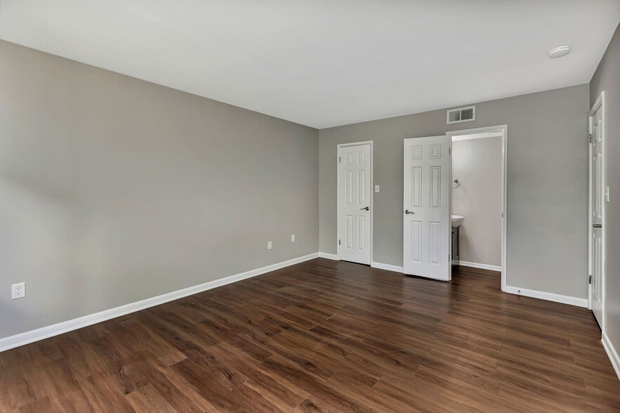 Building Photo - 3069 Alpine Ter