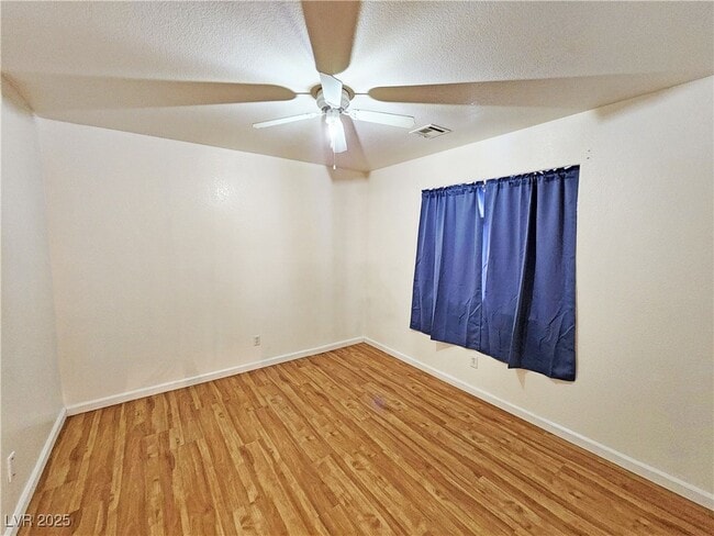 Building Photo - 1700 Sycamore Ave