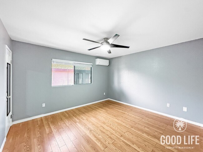 Building Photo - Charming 2BR / 1.5BA condo with 2-Car Garage in Imperial Beach