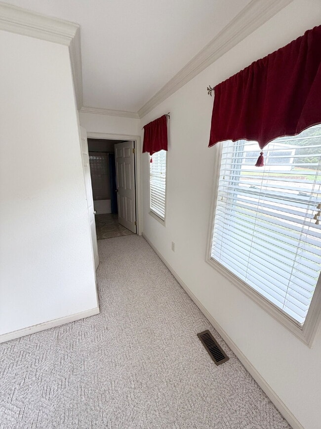 Building Photo - Spacious 3 Bed, 3 Bath Home in Ratcliff Cove Community – Available Soon!