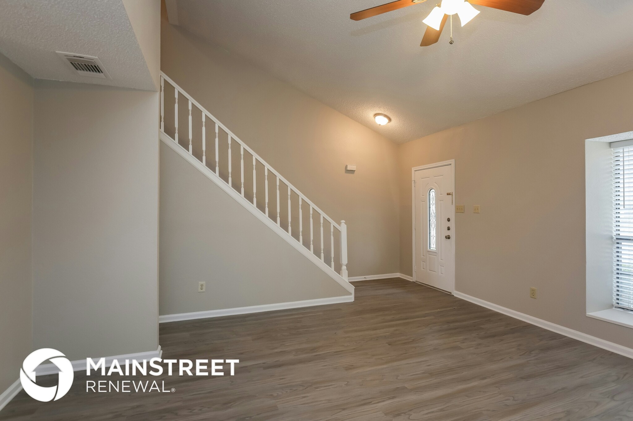 Building Photo - 5421 Carriage Ct