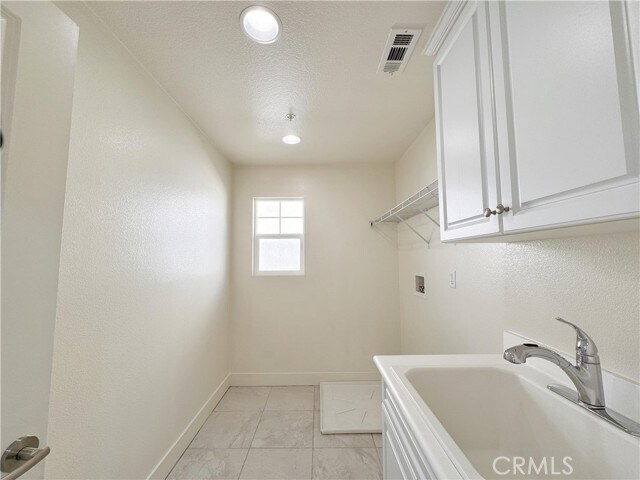 Building Photo - 12827 Meridian St