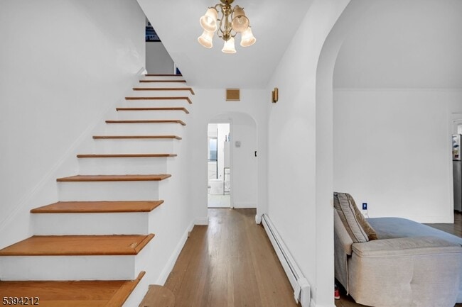 Building Photo - 328 Minute Arms Rd