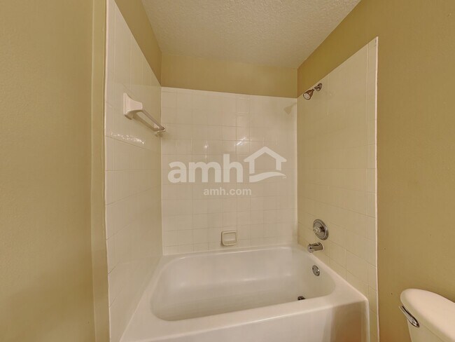 Building Photo - 11514 Pineloch Loop