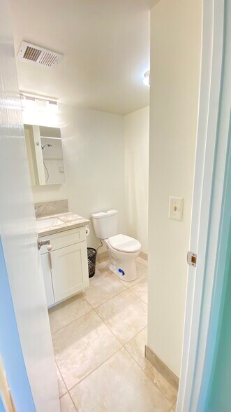 Second bathroom - 501 Hahaione St