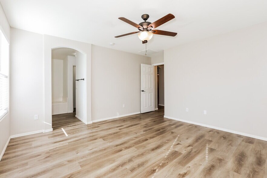 Building Photo - 3171 W Dancer Ln