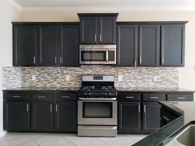Building Photo - 8818 Cornina Dr