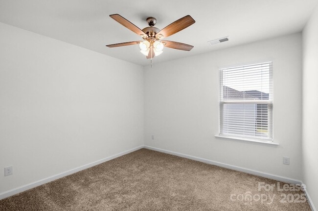 Building Photo - 14028 Penbury Ln