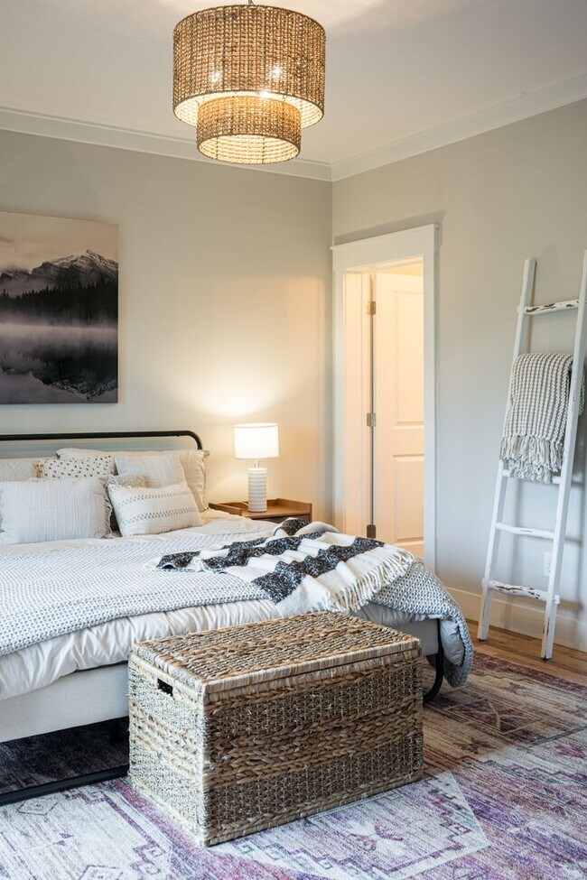 Building Photo - Large New Construction Rental - Old Fort