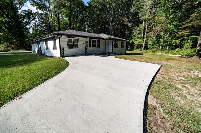 Building Photo - 369 Crane Dr