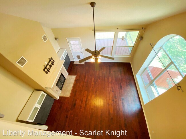 Building Photo - 4 br, 2.5 bath House - 5818 Bellaire Point