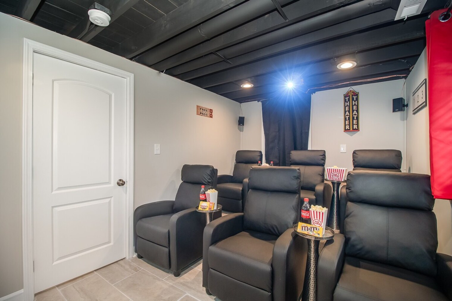 Building Photo - 5539-47 W Archer Ave