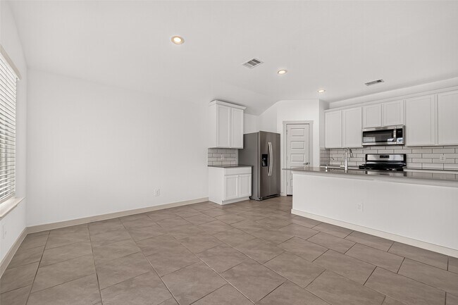 Building Photo - 28926 Yachting Pt Ct