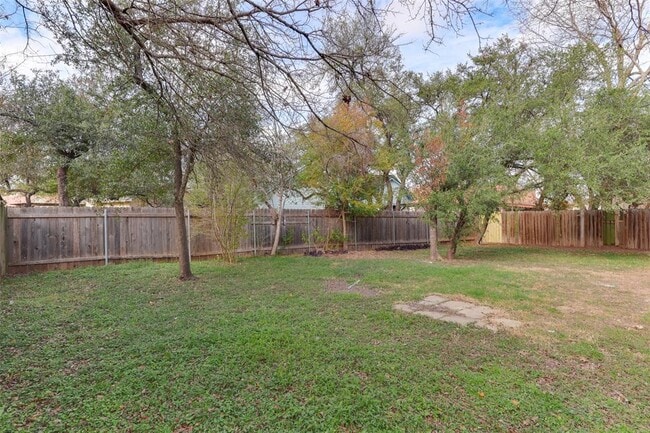 Building Photo - 12606 Hunters Chase Dr