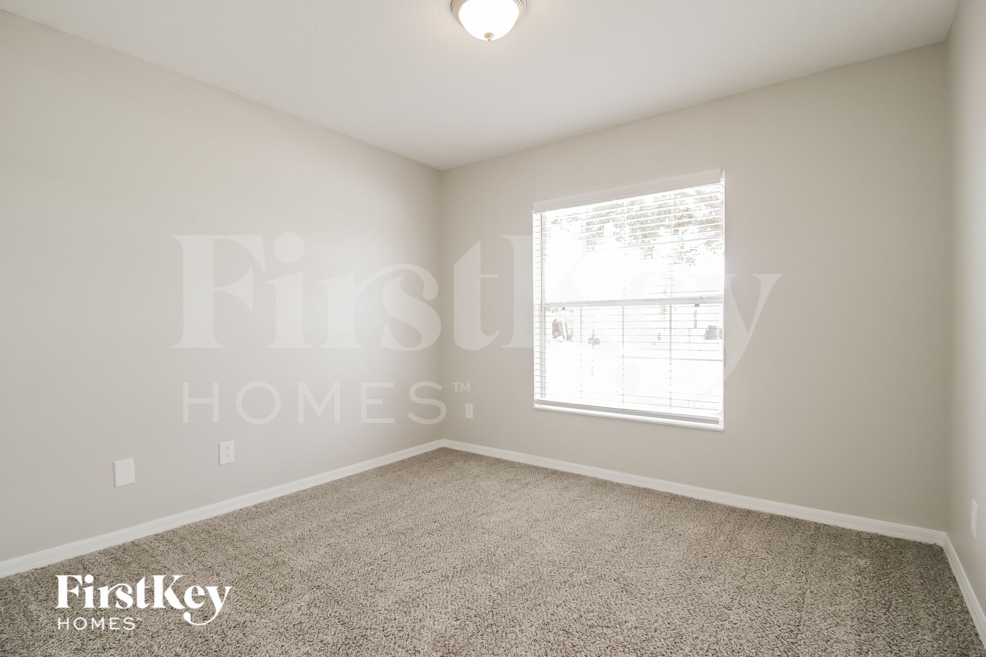 Building Photo - 5771 Cinnamon Fern Blvd