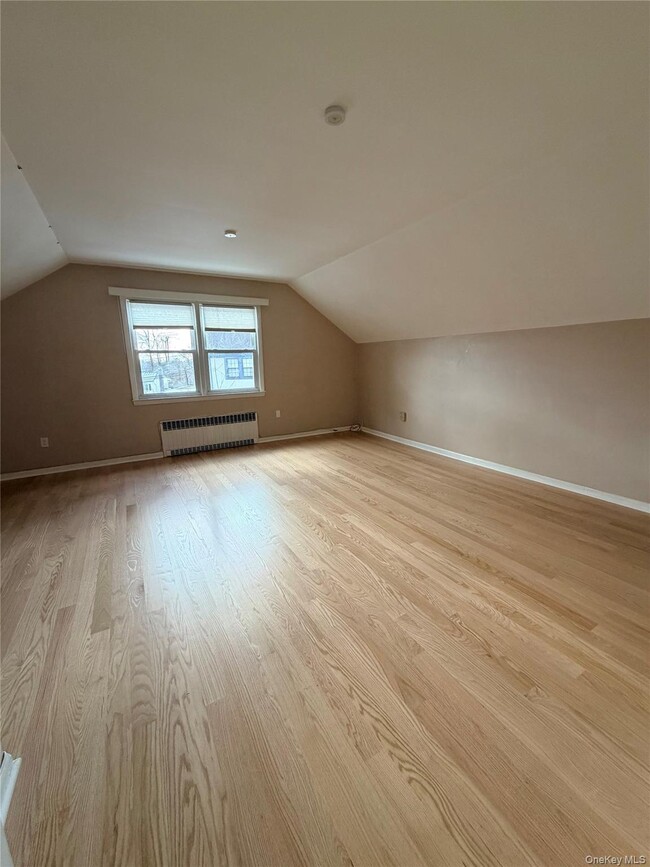 Building Photo - 169 Old Mamaroneck Rd