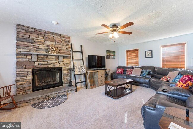 Building Photo - 7715 Wellington Glen Dr