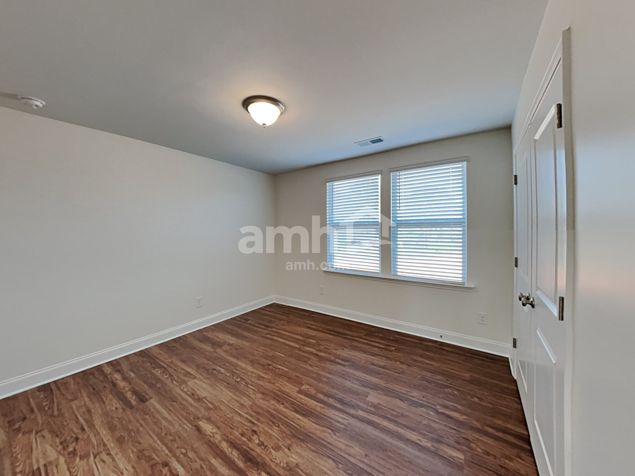 Building Photo - 110 Keyser Dr