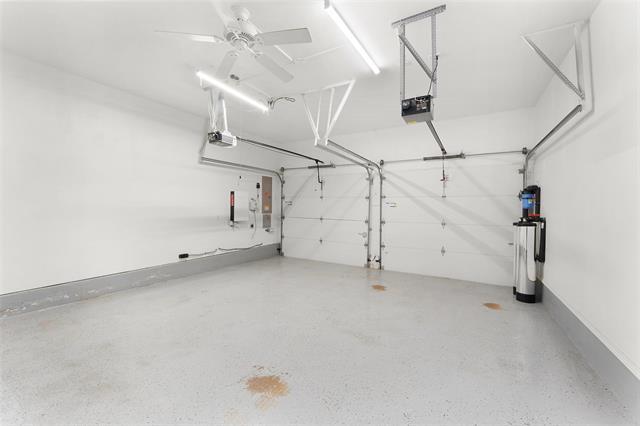 Building Photo - 8108 Locust St