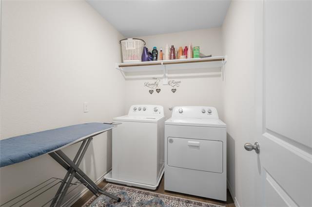 Building Photo - 3005 Karsen Ln