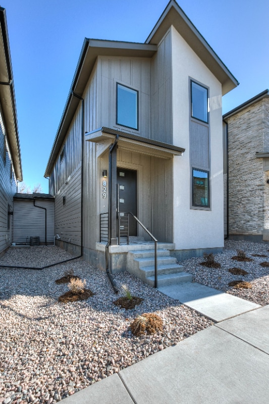 Building Photo - 829 Cherokee Dr