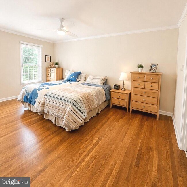 Building Photo - 4912 Bexley Ln