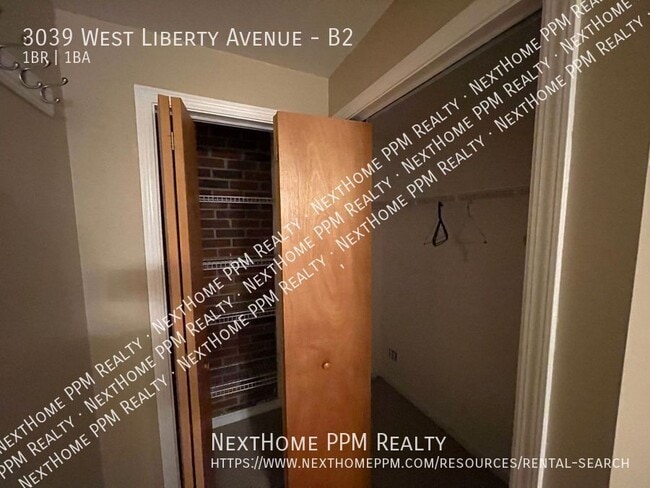 Building Photo - 3039 W Liberty Ave