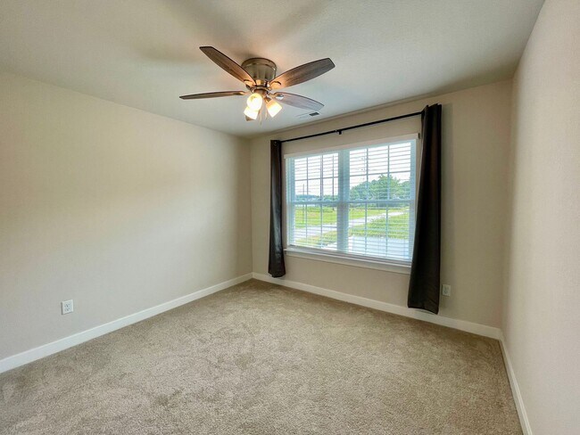 Building Photo - 1223 Richwood Ave