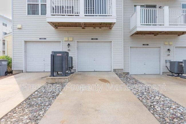 Building Photo - 17002 Beveridge Dr