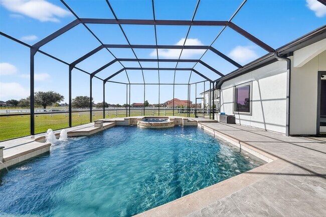 Building Photo - 5942 Sagamore Bay Ln