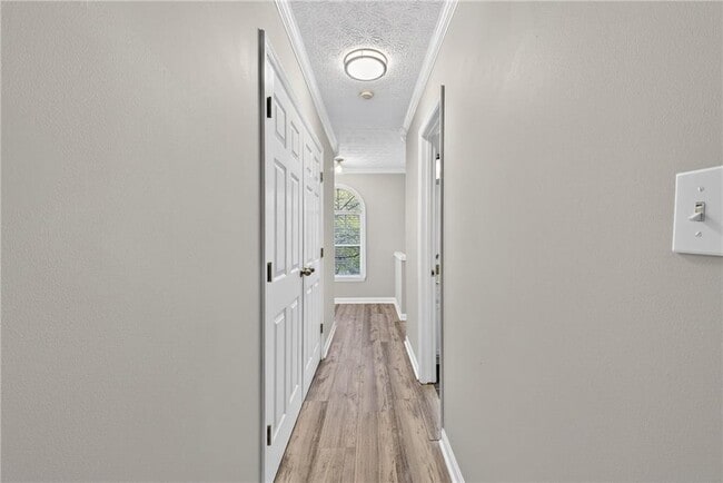 Building Photo - 1418 Shiloh Way NW