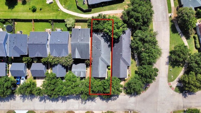 Building Photo - 5806 Sonoma Ridge