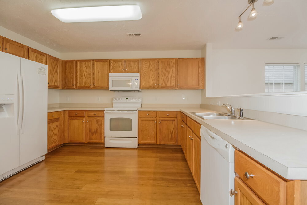 Building Photo - 329 Stewart Springs Dr