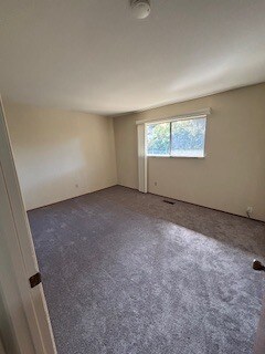 Bedroom B - 10189 Viceroy Ct