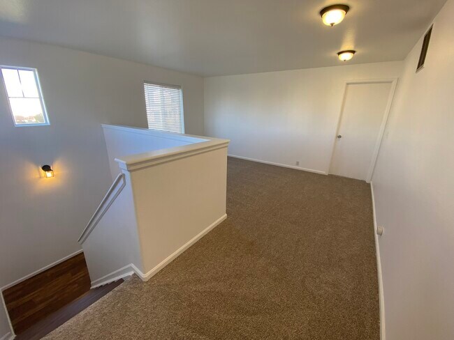 Building Photo - 6246 Calico Patch Heights