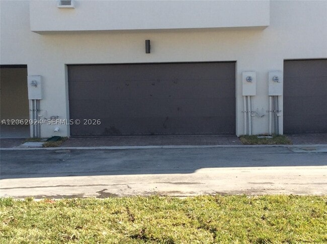 Building Photo - 4286 NW 83rd Ave