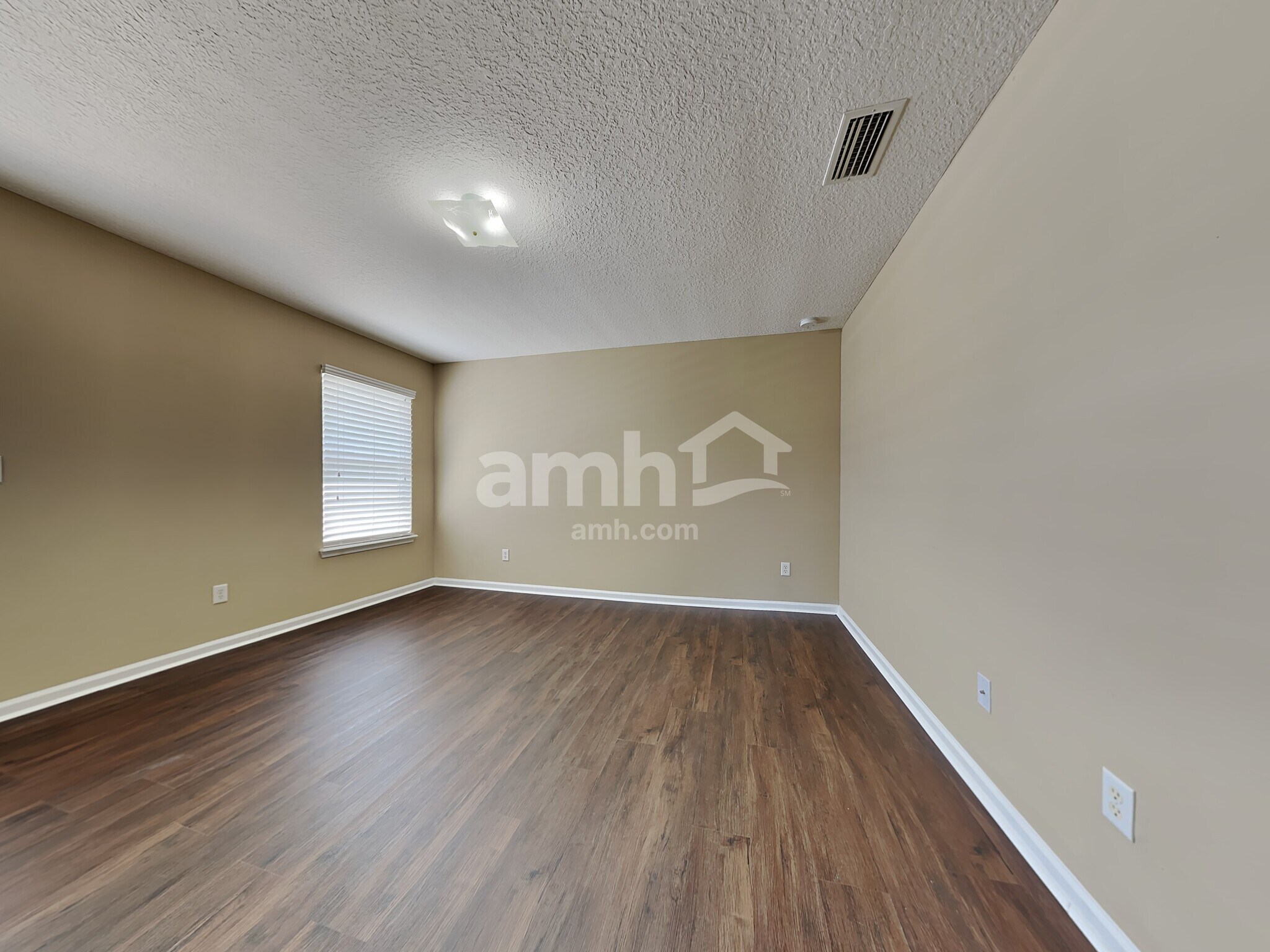 Building Photo - 11326 Scenic Point Cir